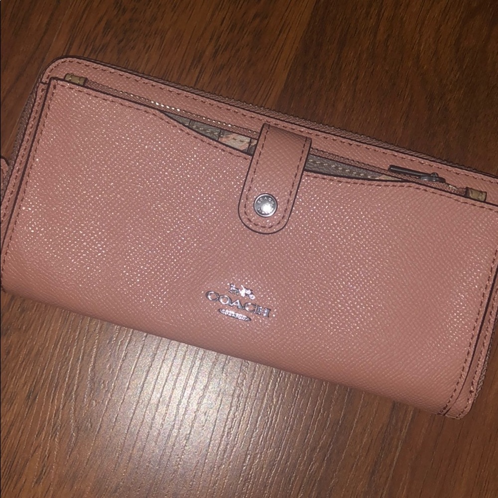 Nwt Coach wallet